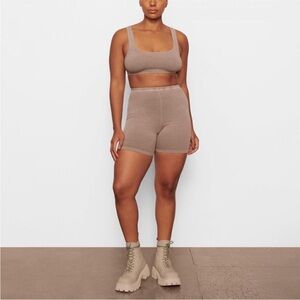 skims • tigers eye outdoor bike short